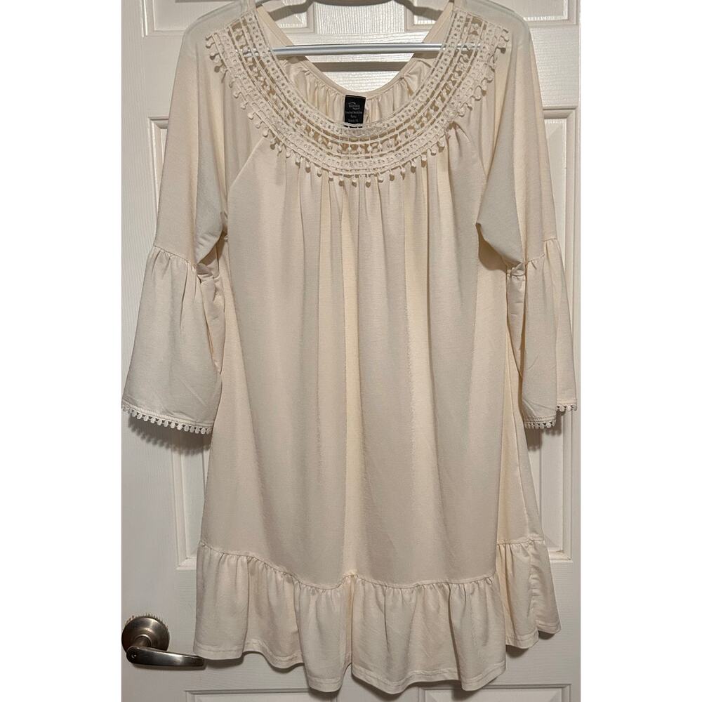 Win Win Women's Cream Crochet Neckline Quarter Sleeve Tunic Size‎ L/XL